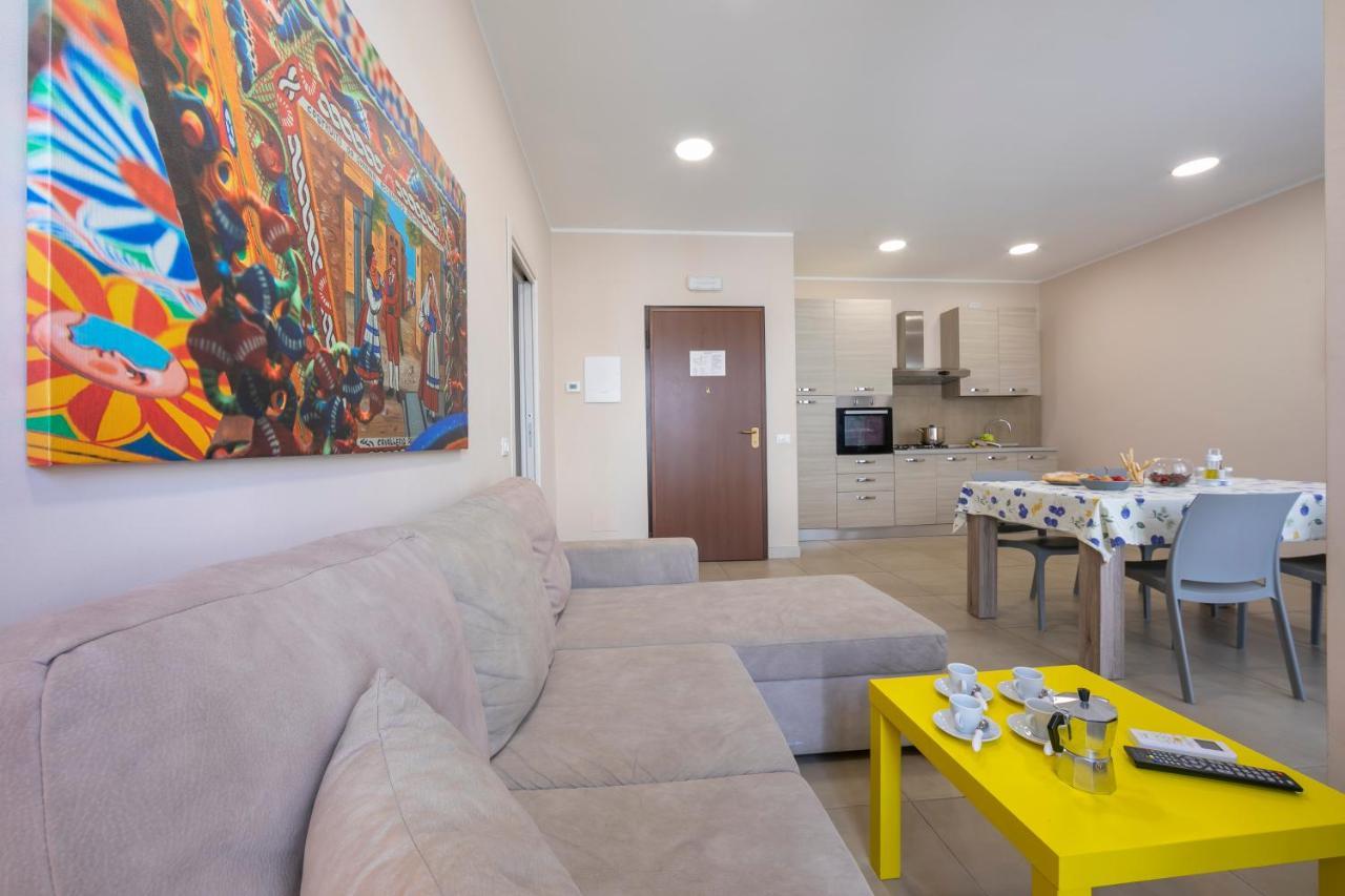 Residence I Dioscuri By Receptio คาตาเนีย ภายนอก รูปภาพ